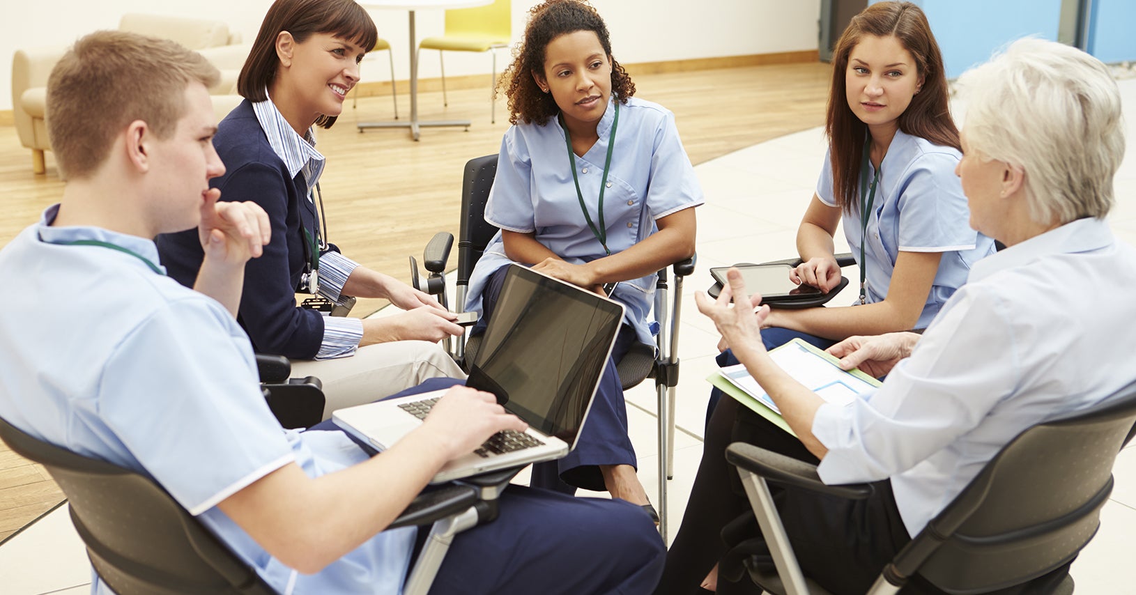 Hospitals Provide Unique Environment for Nurses to Go Back to